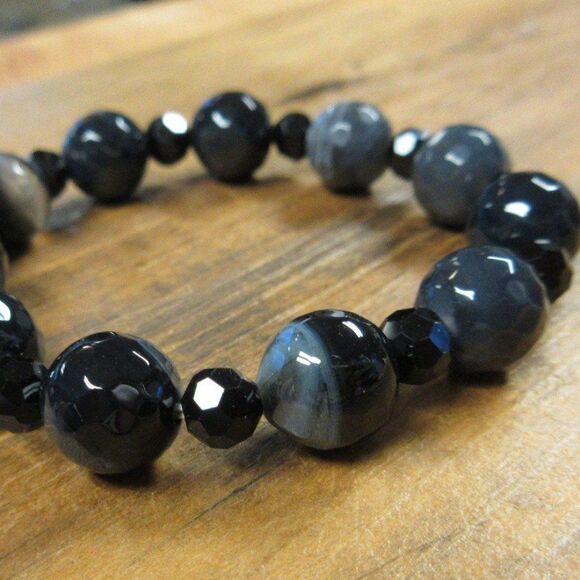 MERRISOTA JEWELRY Black Agate and Glass Stretch Bracelet Size 6" Gemstones NEW - Picture 4 of 6